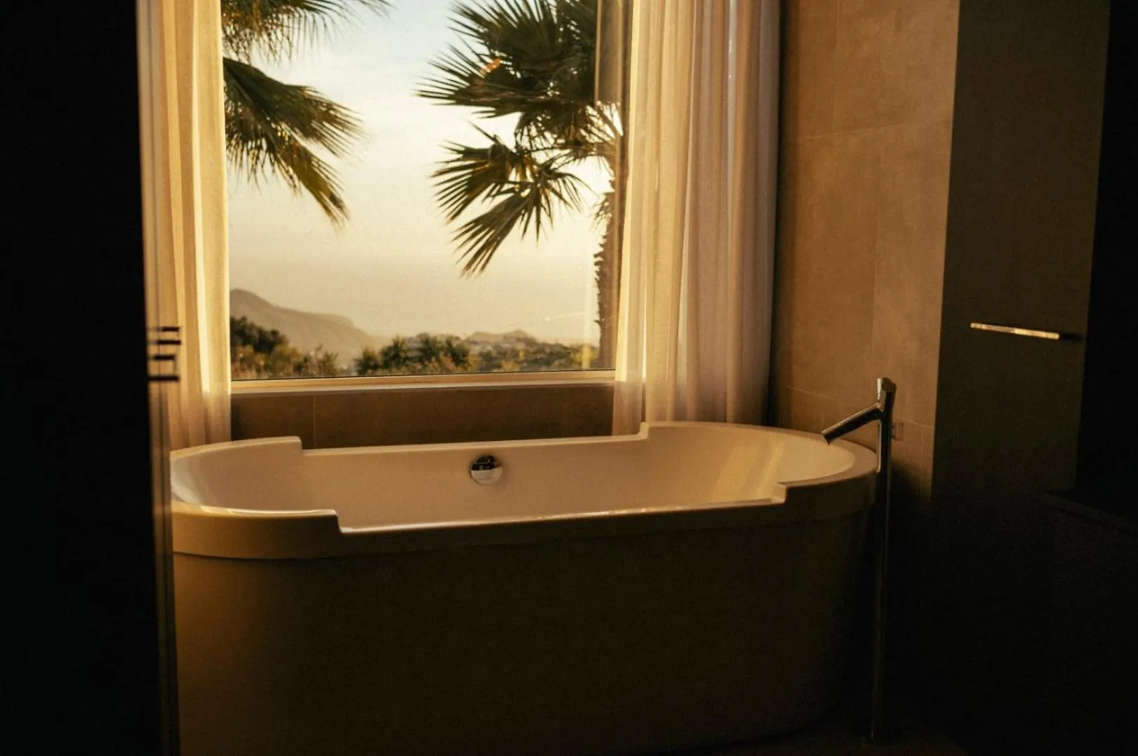 The Nest Tenerife Arona  0*, Arona (Tenerife)